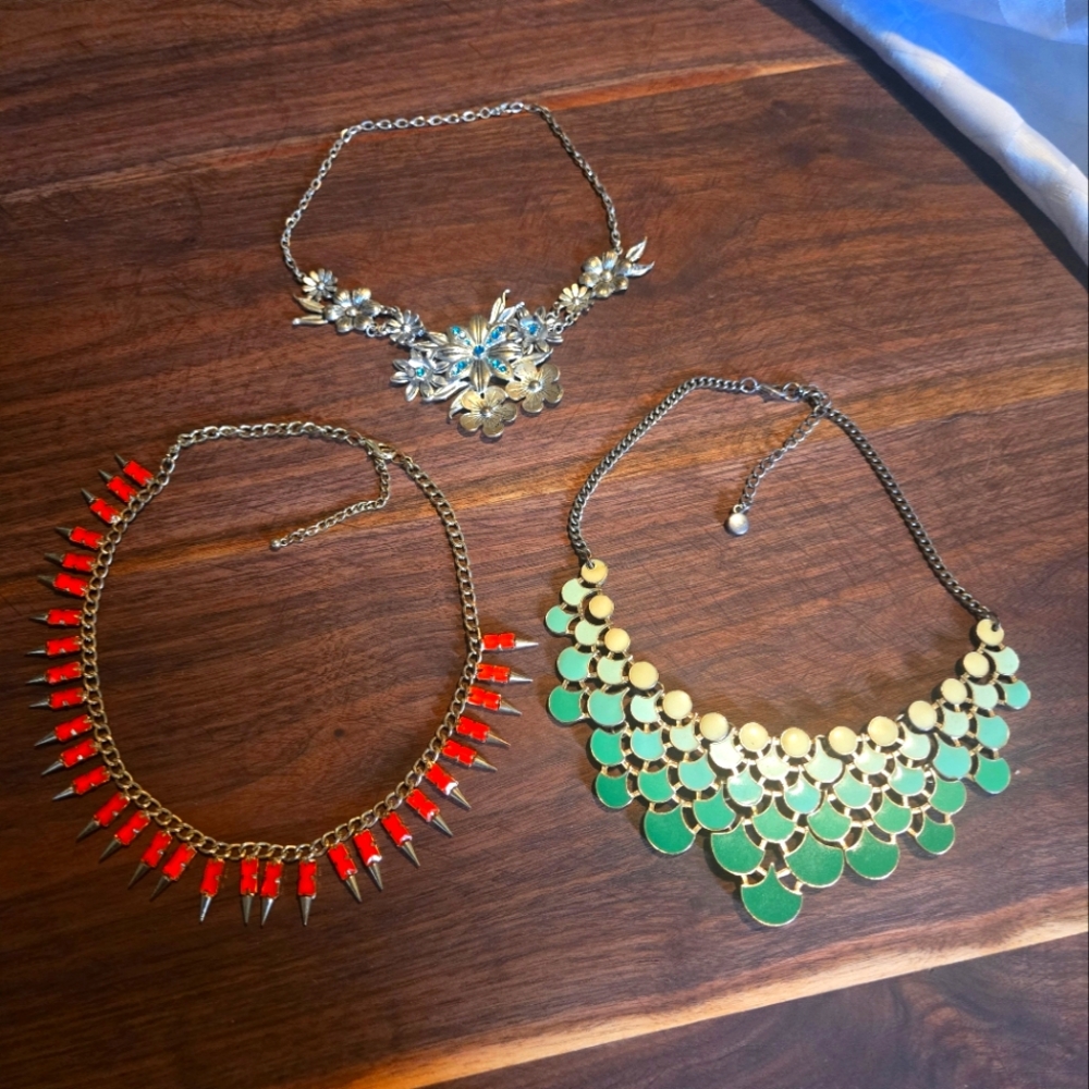 Bundle of 3 statement necklaces